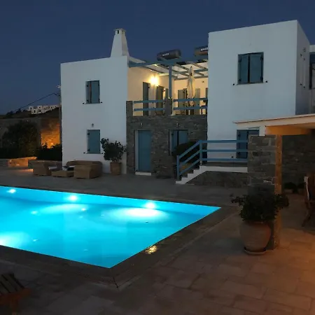 Villa Syros With View And Pool Posidhonía