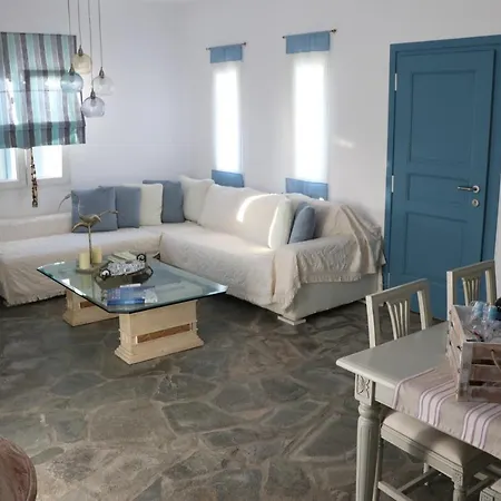 Villa Syros With View And Pool